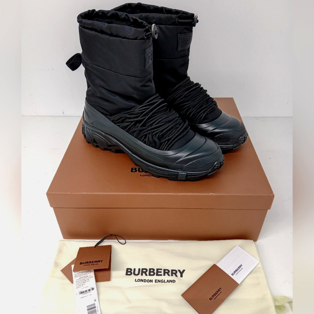 Burberry Men's Black Arthur Puffy Boots - EU45/US12